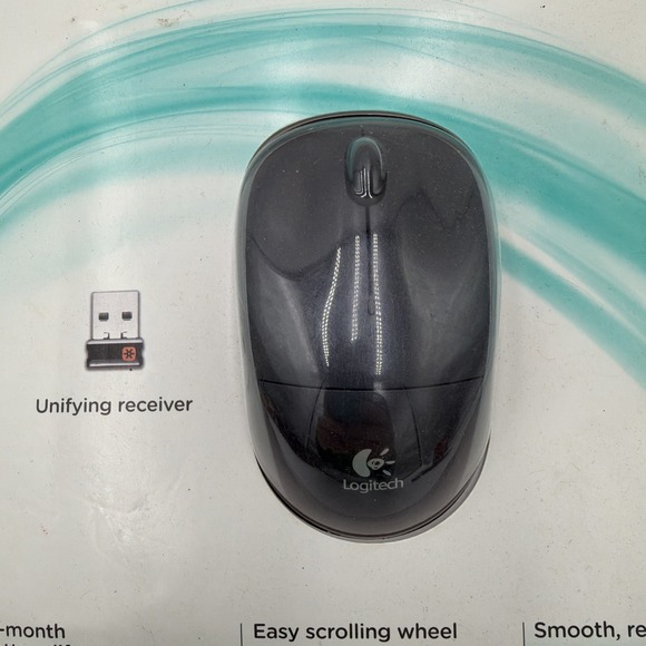 Logitech Wireless Mouse M217 Black 16" Laptop Sleeve Bundle 910-002138 - Picture 2 of 16